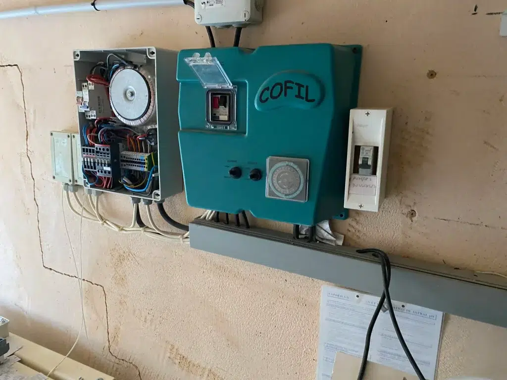 Rénovation de piscine à Narbonne 24 svg%3E