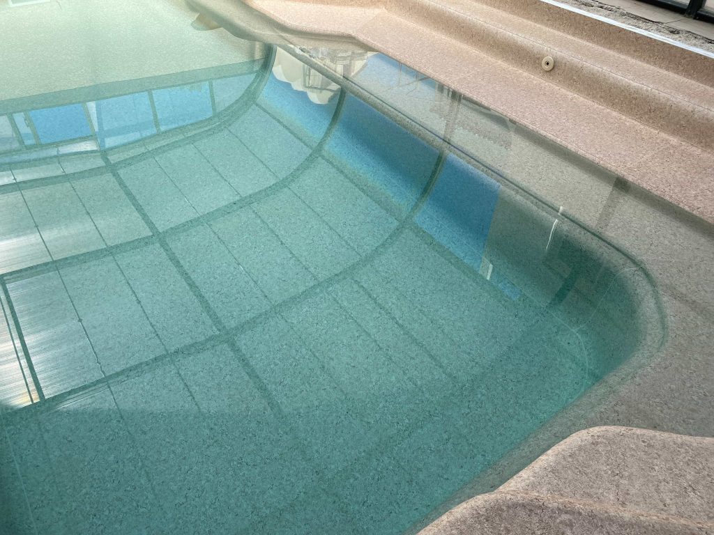 Rénovation de piscine à Narbonne 42 svg%3E