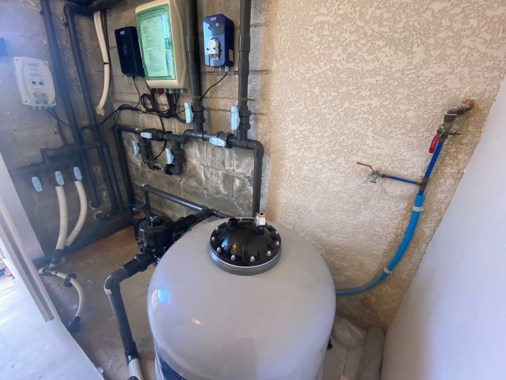 Rénovation de piscine à Narbonne 44 svg%3E